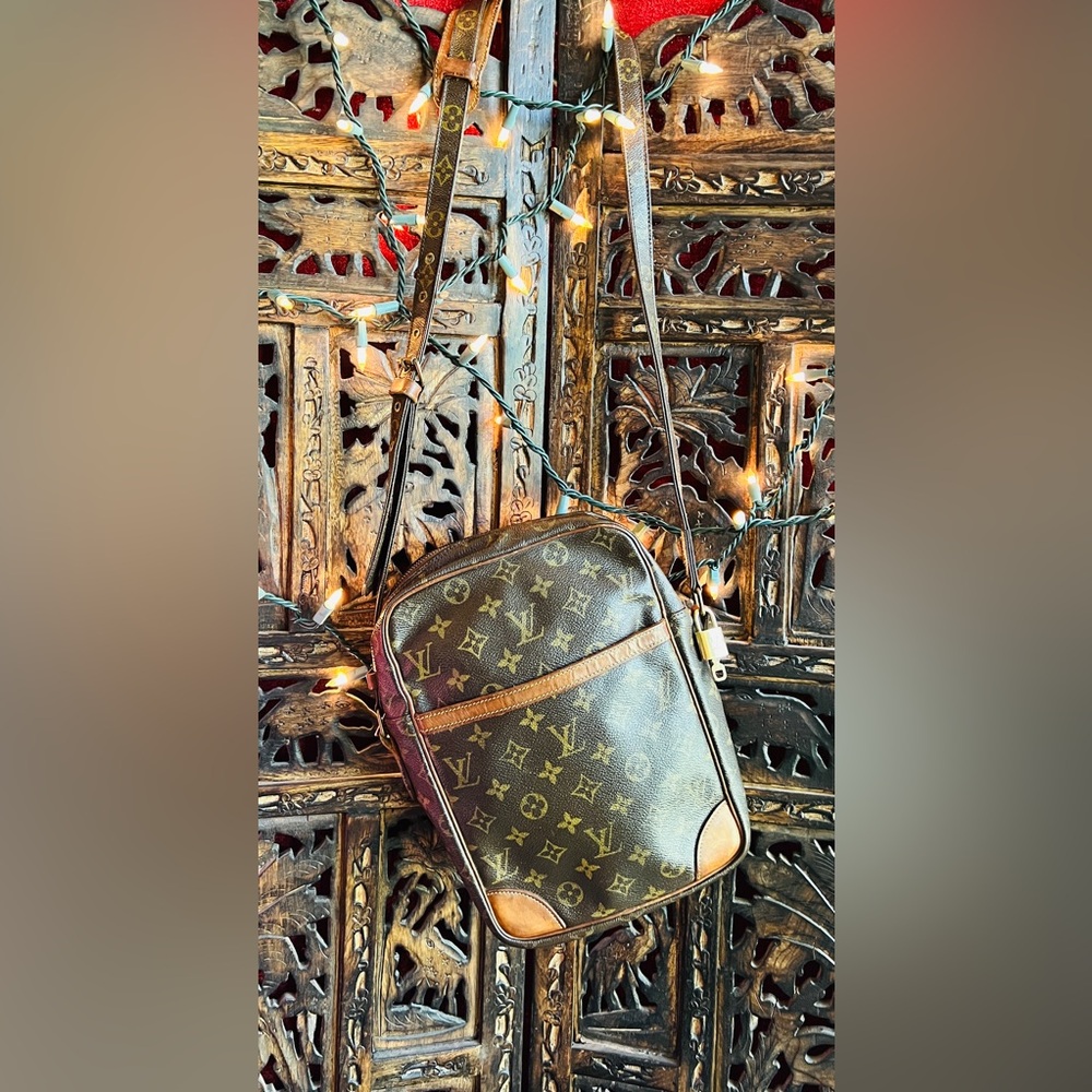 Louis Vuitton Danube Brown Monogram Crossbody Vintage